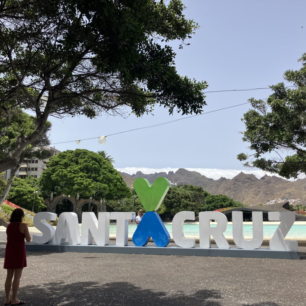 Santa Cruz Loco sign, best things to do in Santa Cruz de Tenerife.