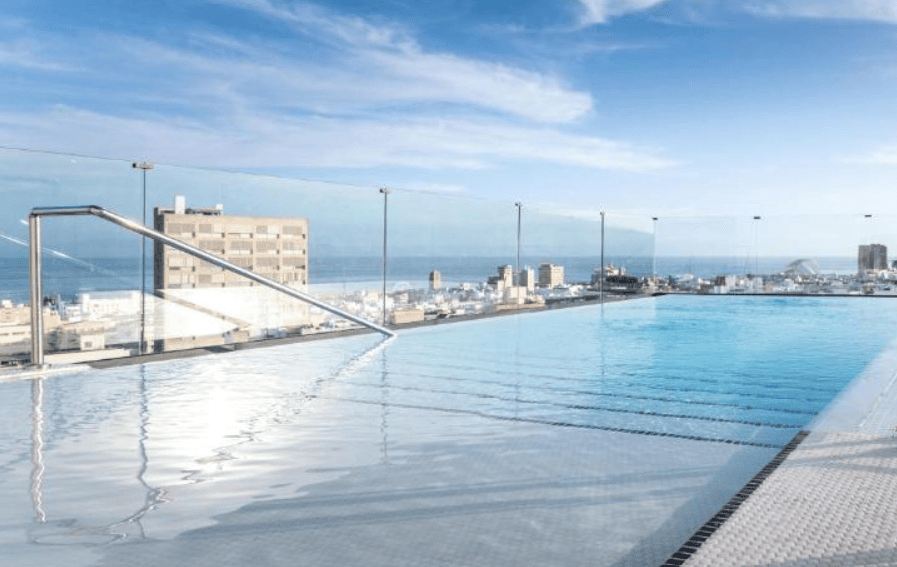 Rooptop views from an infinity pool in Santa Cruz de Tenerife
